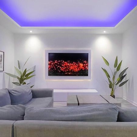 Stunning Luxury Apartment Near Motherwell Wishaw  Bagian luar foto