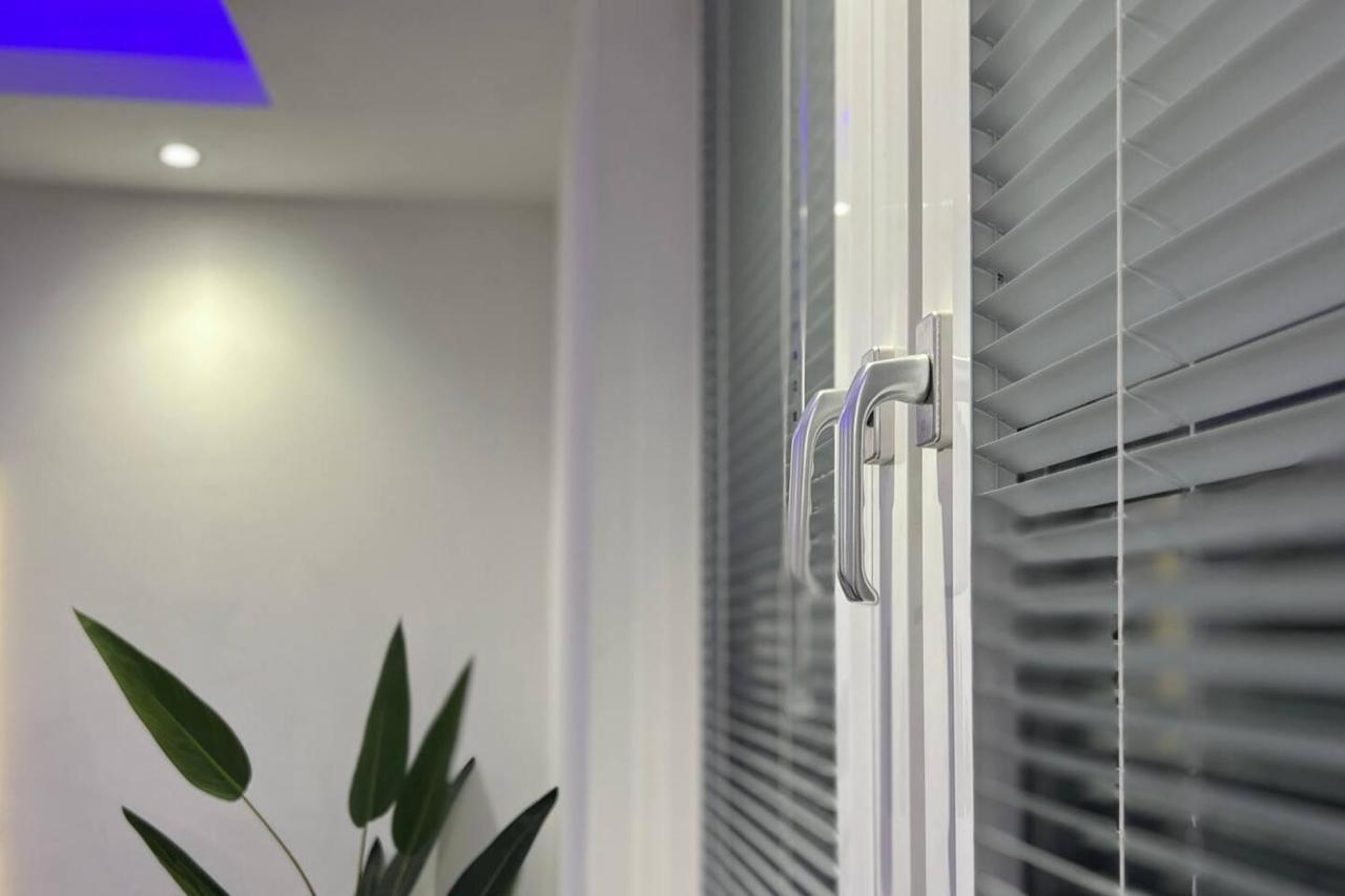 Stunning Luxury Apartment Near Motherwell Wishaw  Bagian luar foto