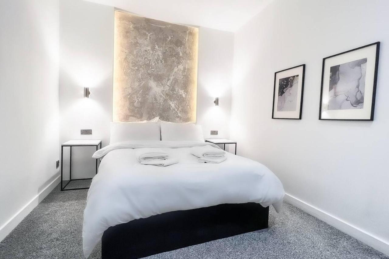 Stunning Luxury Apartment Near Motherwell Wishaw  Bagian luar foto